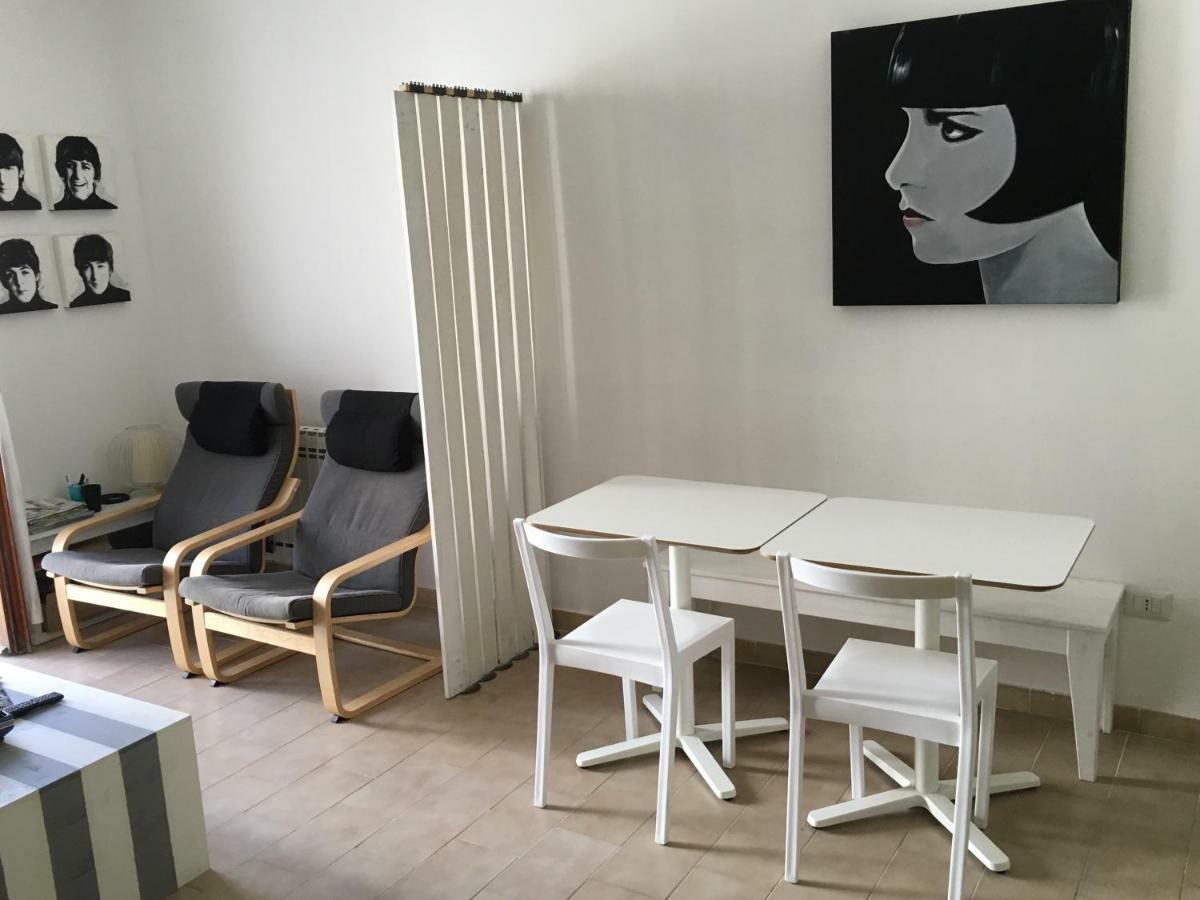 Bed and Breakfast 4 In Piazza Sorso Exterior foto