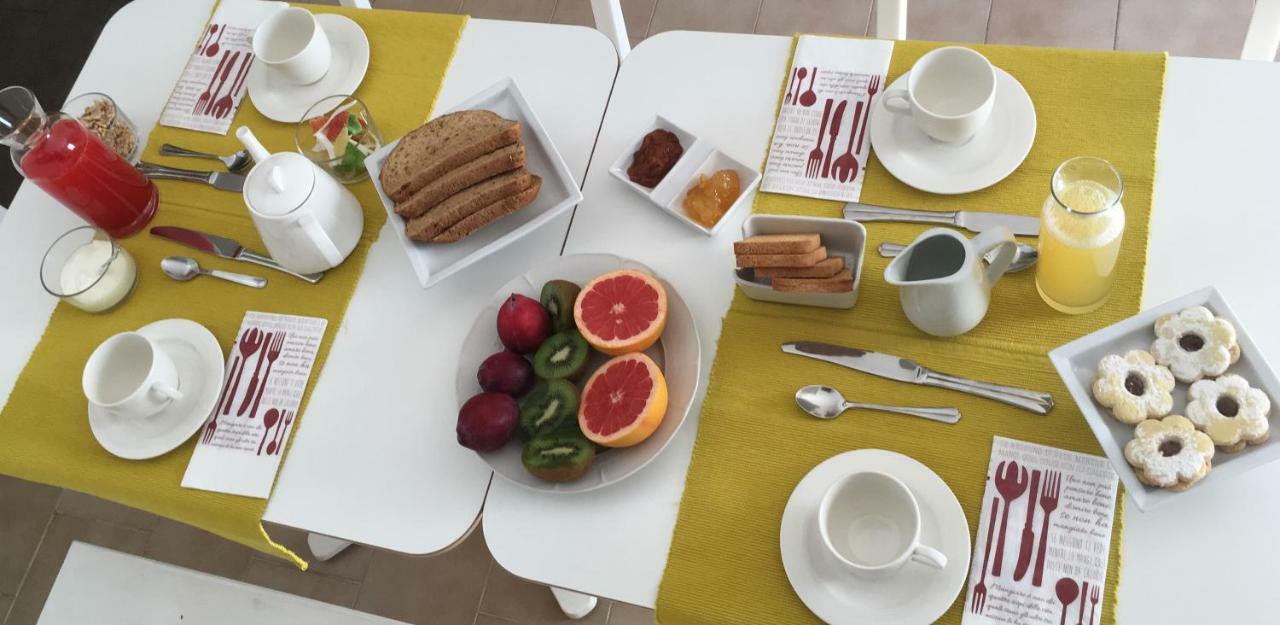 Bed and Breakfast 4 In Piazza Sorso Exterior foto